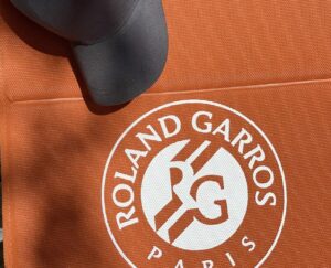Une casquette en coton ou en lin éco-responsable parfaite pour Roland Garros